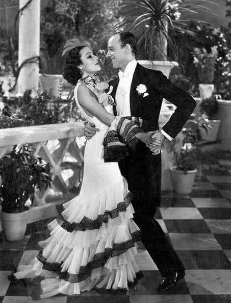 Dolores_del_Río_&Fred_Astaire_in_Flying_Down_to_Rio