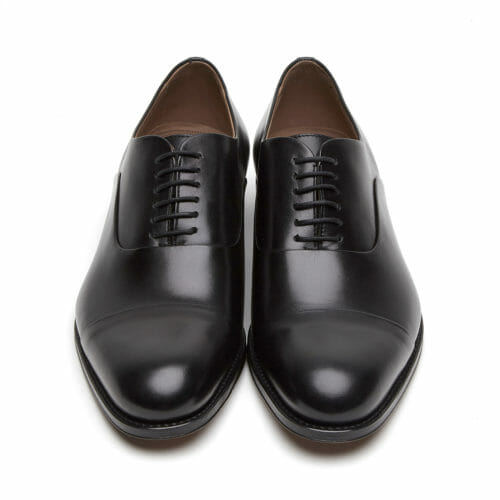 czarne buty oksfordy
