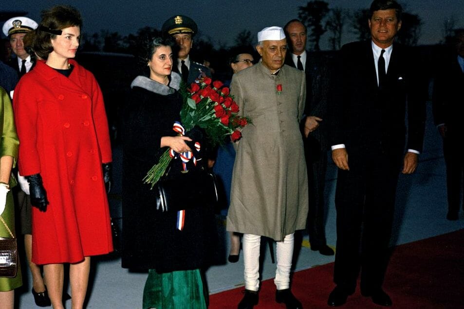 President_John_F._Kennedy,_First_Lady_Jacqueline_Kennedy,_Prime_Minister_of_India_Jawaharlal_Nehru,_and_Others_at_Arrival_Ceremonies