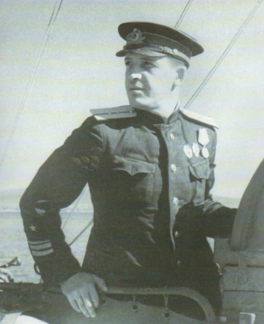 Сипягин,_Николай_Иванович 1943 kapitan lejtnant