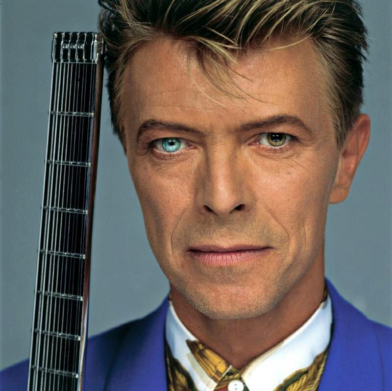 David-Bowie-blue