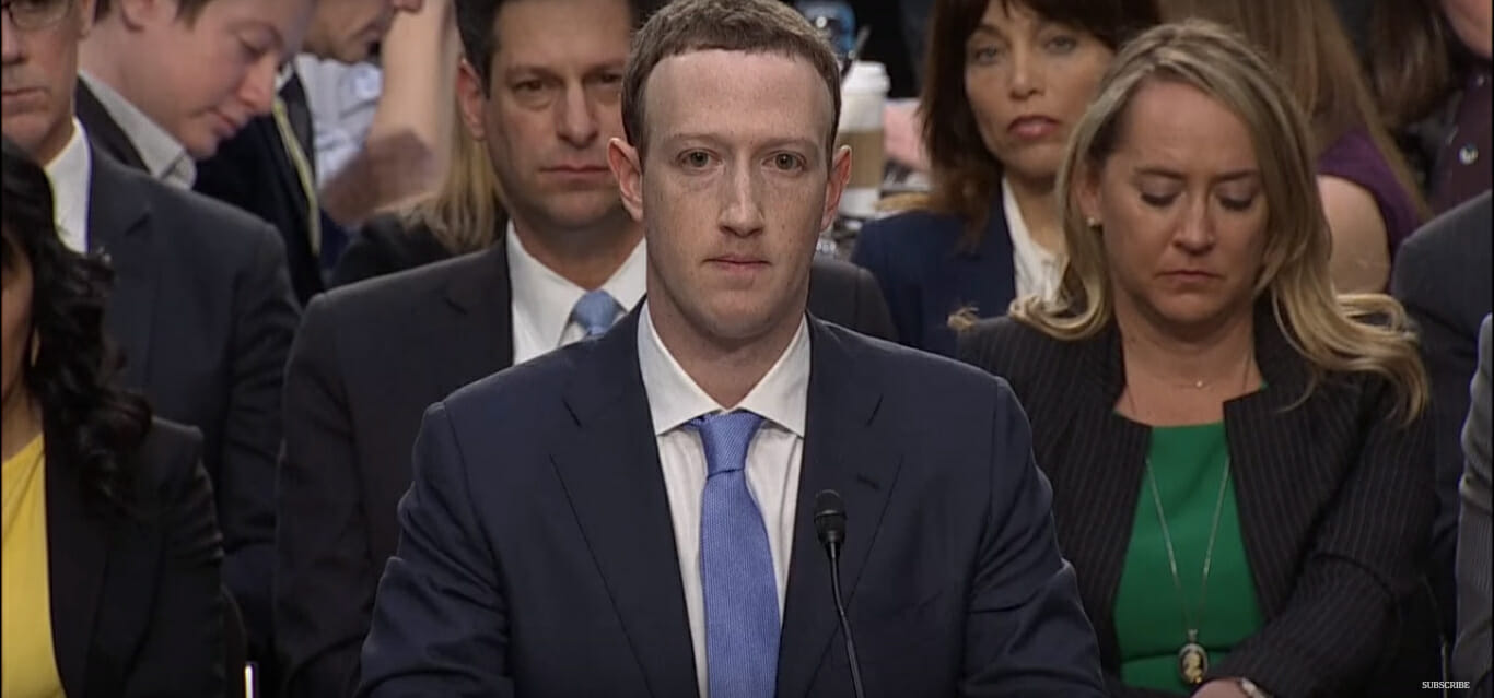 Mark Zuckerberg błękitny krawat