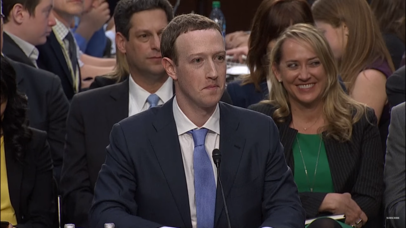 Mark Zuckerberg w garniturze